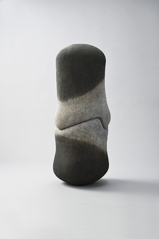 作品「彩土器」